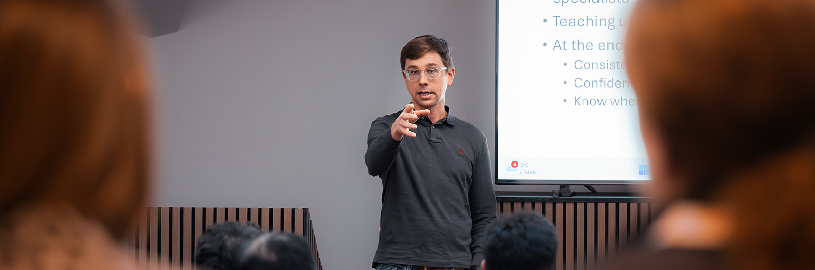 Dr Ed Walker presenting at the 360 Visualise training facility