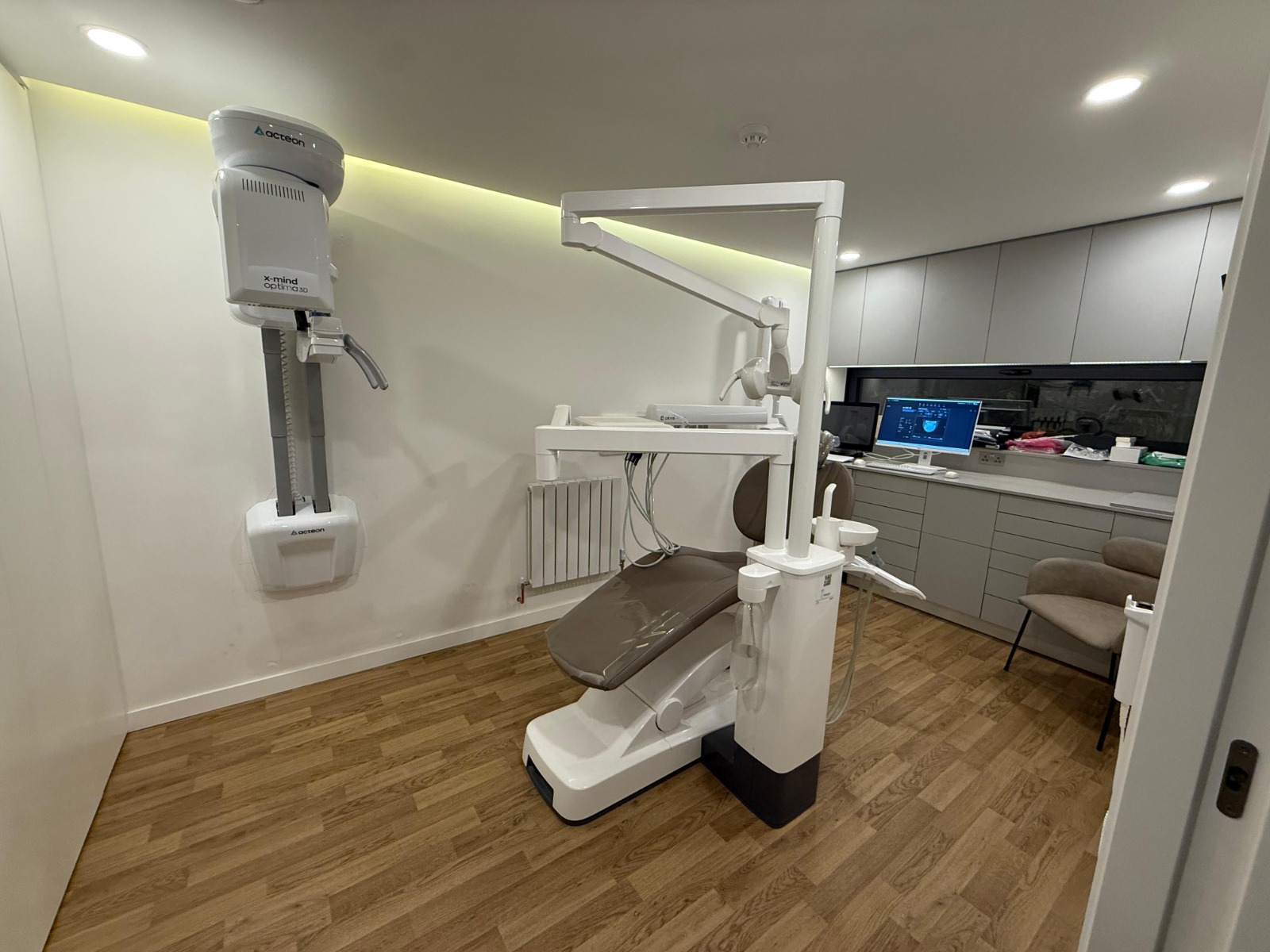 Acteon X-Mind Optima 3D CBCT installed at Newholme Clinic by 360 Visualise