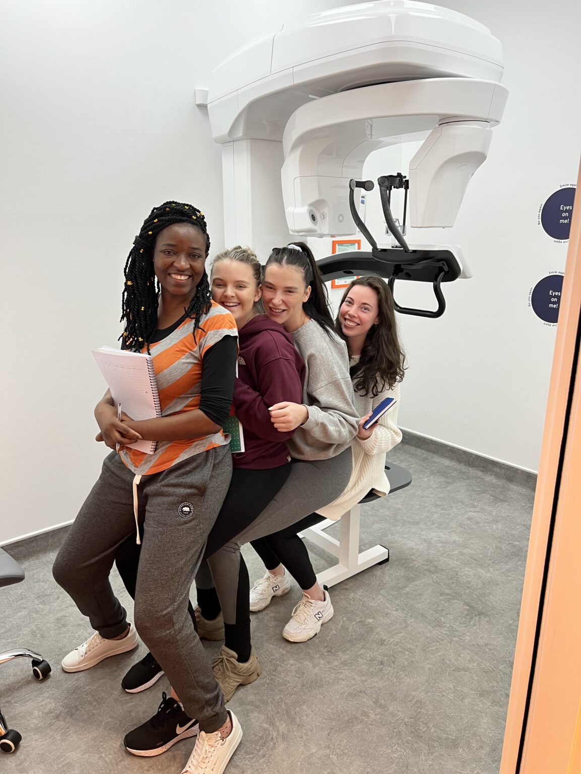 The Evo Dental team with their Carestream CS 9600 CBCT, installed by 360 Visualise